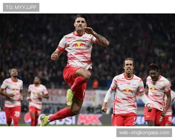 德甲速报:莱比锡3-0完胜,全队共完成22次“进入进攻三区的穿透性传球” 德甲速报:莱比锡3-0完胜,全队共完成22次“进入进攻三区的穿透性传球”